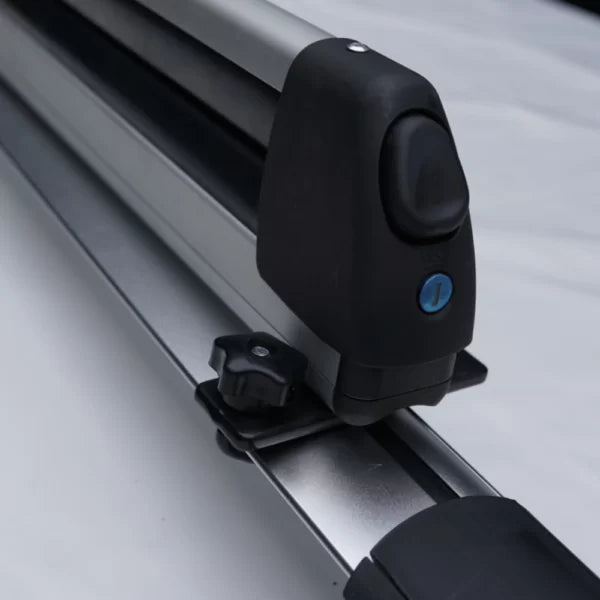 Ski and Snowboard Rack for Car Roof Bar Anti-Theft Ski Rack for Snowboard Skateboard Kayak Paddles